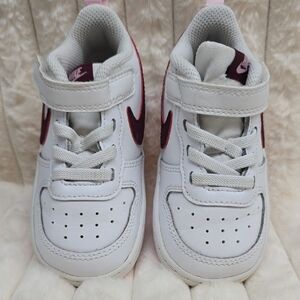 Nike Kids White and Maroon High-Top Sneakers with Pink Heel Loop
